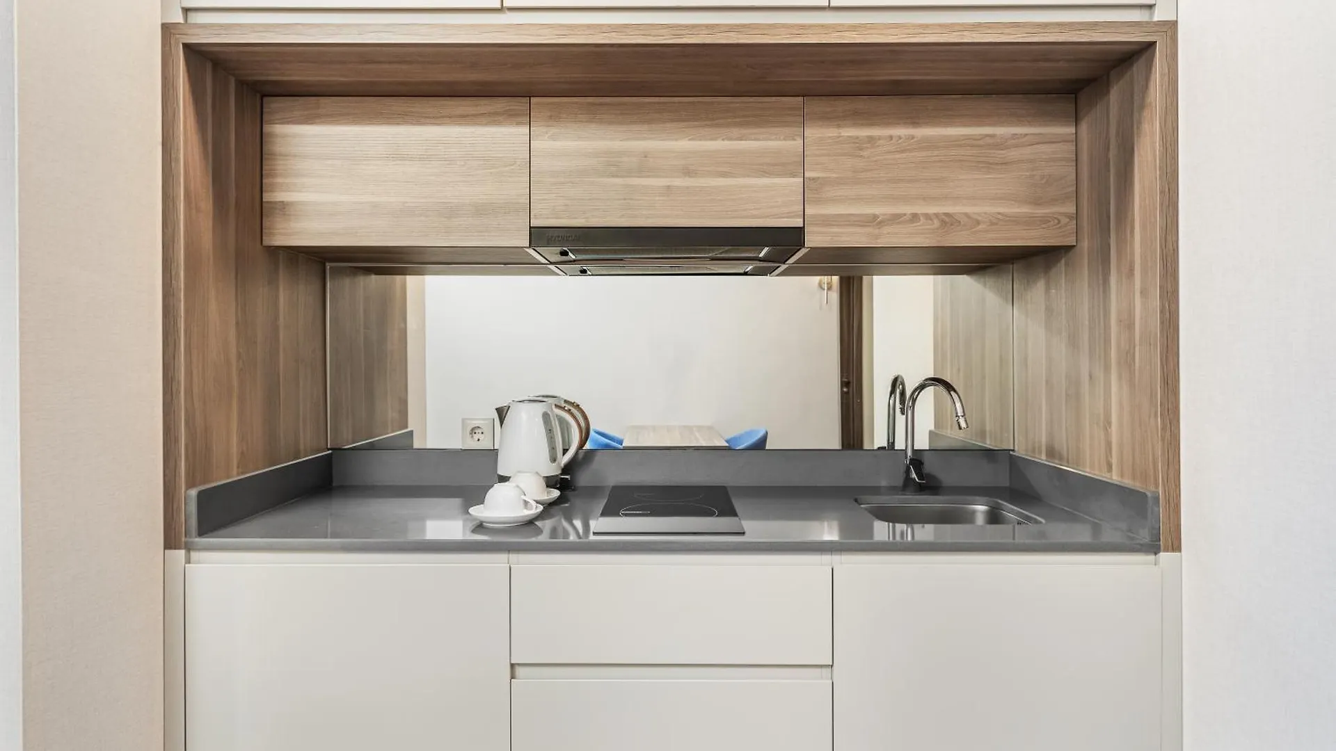 Wyn Residence Batumi 0*,